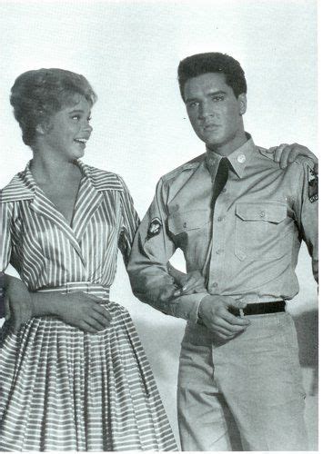 Gi Blues Elvis Presley And Juliet Prowse Soldats Am Ricains