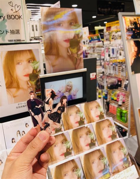 タワーレコード仙台パルコ店 On Twitter 【モーニング娘。22】㊗️オリコン写真集ランキング1位🎉🙌本日パネル展＆パネル