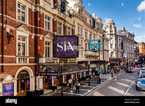 Theatreland Of Shaftesbury Avenue Hi Res Stock Photography And Images