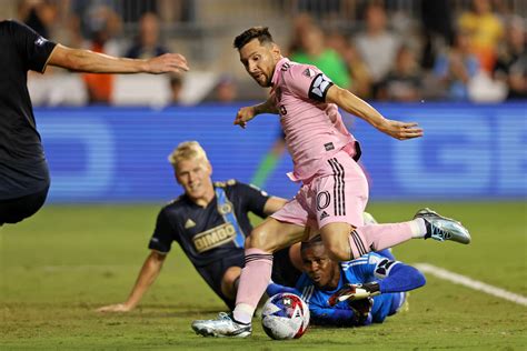 Messi Magic Continues As Inter Miami Reach Leagues Cup Final Reuters