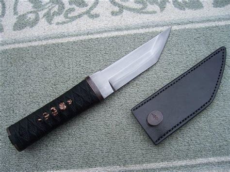 Tanto Blade: Handcrafted Tanto Blade According to Ancient Japanese Methods