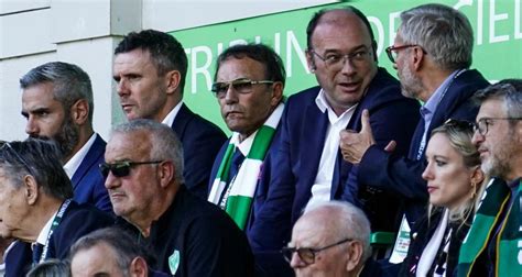 Asse L Il De Denis Balbir Saint Est Mal Dirig Mal Orient