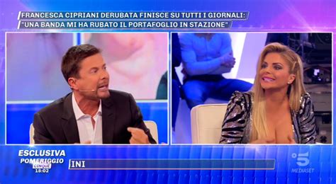 A Pomeriggio 5 Si Parla Di Immigrazione Con Francesca Cipriani E Biagio