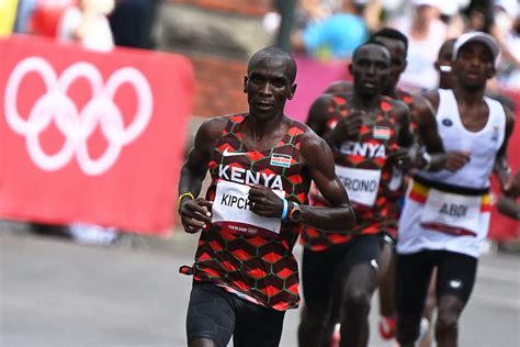 Tokyo Olympics Photo Gallery Eliud Kipchoge Retains Marathon Gold Nation