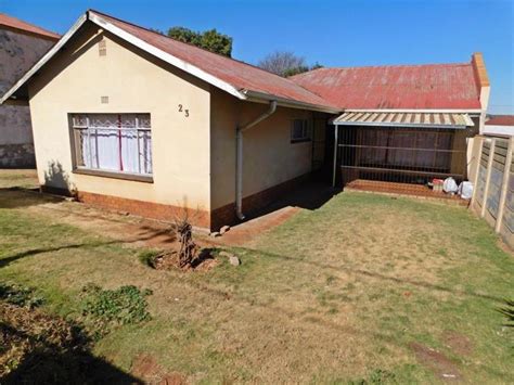 3 Bedroom House For Sale In Krugersdorp North