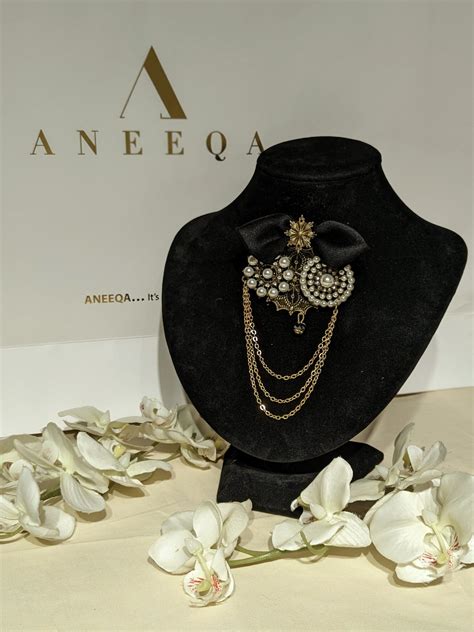 Vintage Chain Pin Aneeqa