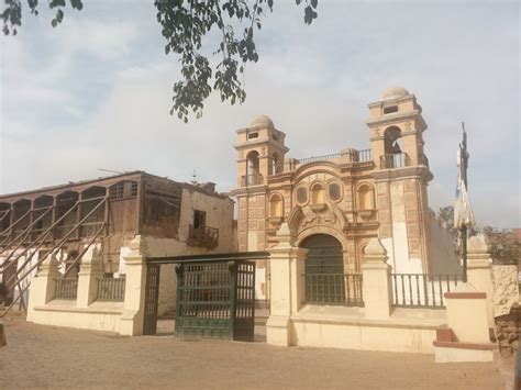 Iglesia Y Casa Hacienda San Juan Grande En La Ciudad Santiago De Surco