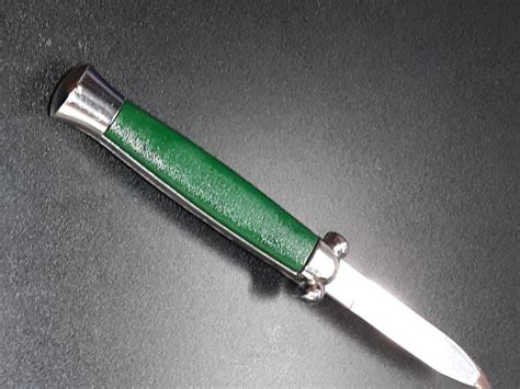 Vintage Super Automatic Otf Knife