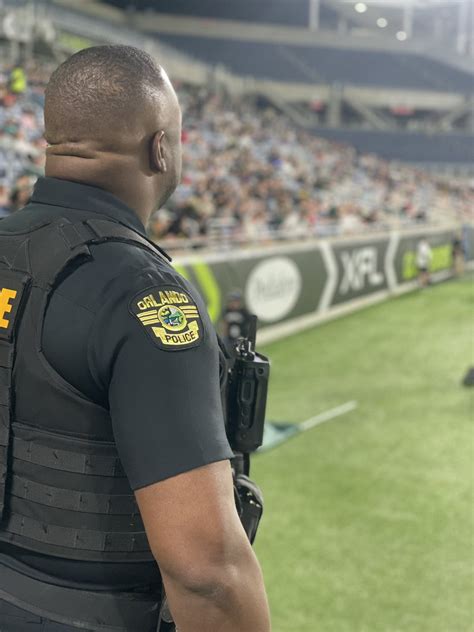 Orlando Police On Twitter Who Is Ready For Some Football In The Citybeautiful Opd Officers