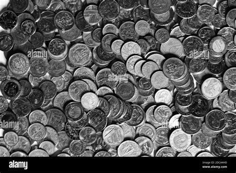 Foto monedas diferentes países Fotografía de stock Alamy