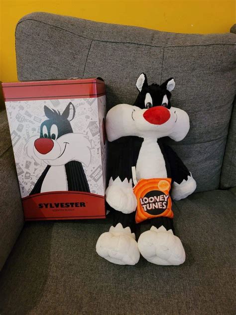 Sylvester The Cat Selling Scentsy Scentsy Consultant Ideas Scentsy