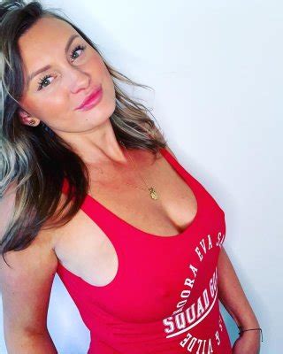 Yvonne Strahovski Nude Porn Pics Leaked Xxx Sex Photos App Page Pictoa