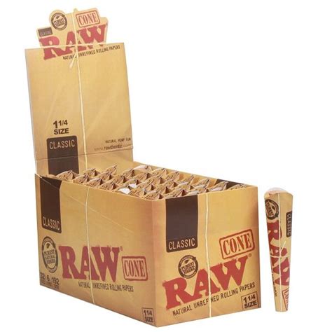 Raw Classic Pre Rolled Cones 1¼” Size 32 Packs Per Box Sr Wholesale Bv