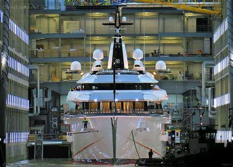 Dallas Cowboys owner Jerry Jones buys $250 million superyacht