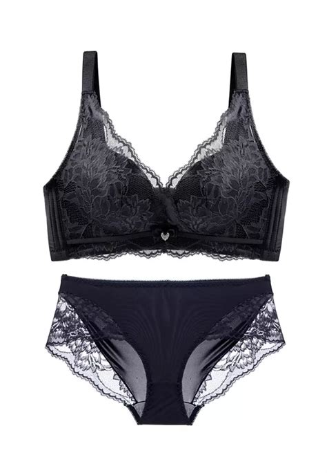 Buy Zitique Women S Wire Free Push Up Lace Lingerie Set Bra And Underwear Black Online