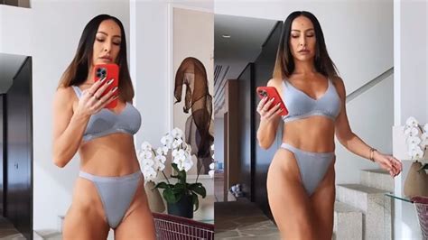 Sabrina Sato Encanta Seguidores Ao Desfilar De Lingerie Em Casa