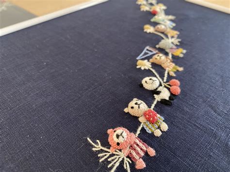 「刺繍はセラピー」趣味が仕事になった、刺繍作家nanaさんインタビュー Lee