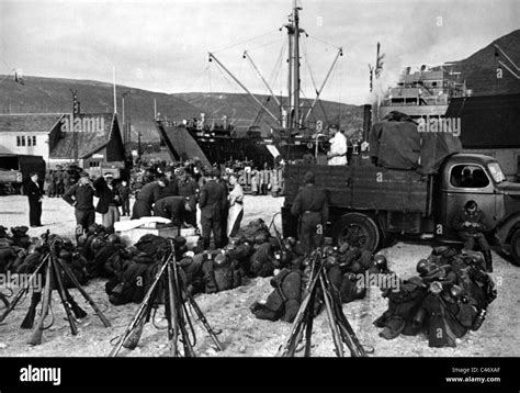 World war norwegian campaign battles hi-res stock photography and ...