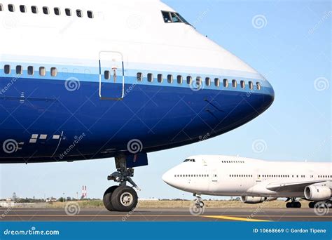 Boeing 747 Jumbo Jet Royalty-Free Stock Photography | CartoonDealer.com ...