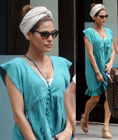 Eva Mendes Cant Get Enough Of The Head Wrap Head Scarf Styles Hair