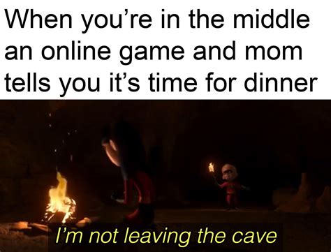 No mom I can’t pause it : r/memes