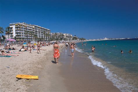 Beach, Plage du Midi, Cannes Cote … – License image – 70005132 lookphotos