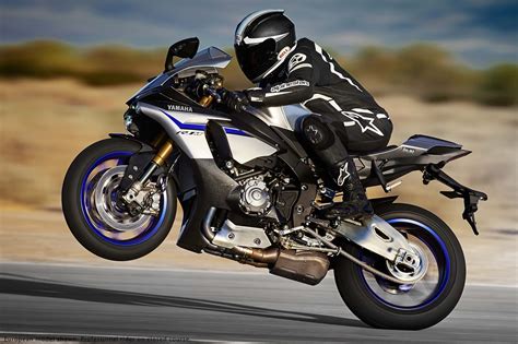 2015 Yamaha YZF R1M An Exclusive Track Weapon Asphalt Rubber