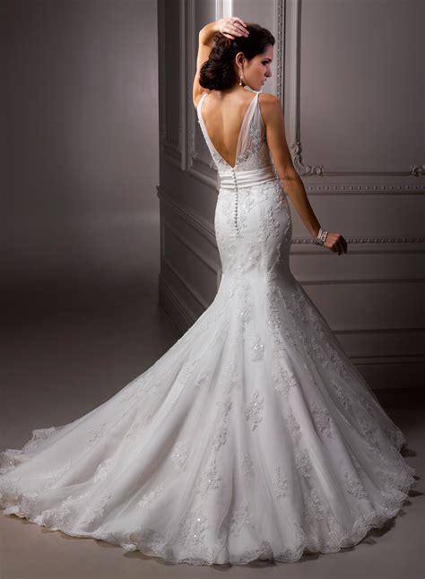 Amazing Wedding Dresses For Best Lady Of The Decade Don T Miss Out