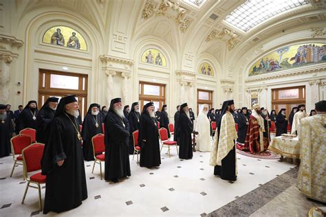 Edin De Lucru A Sf Ntului Sinod La Palatul Patriarhiei Doxologia