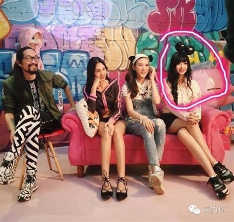 Ngã ngửa khi nhìn thấy thân hình thật của hot girl mạng xã hội Trung Quốc