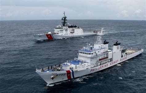 In Photos Us Philippine Coast Guard Ships South China Sea Rescue