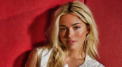 Photos Olivia Dunne Stuns In Tiny White Bikini On The Beach Alongside Pirates Star Paul Skenes