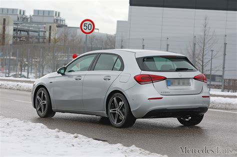 Mercedes Erlkönig Debüt A Klasse Facelift Spy Shot Debüt Erste