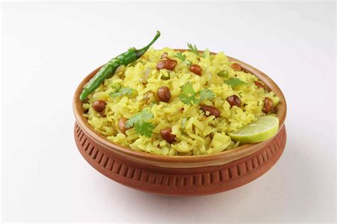 Why We Love Indori Poha So Much In Breakfast