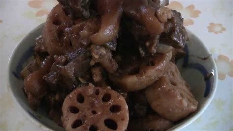 Chinese Pig Feet With Lotus Root Stew Authentic Chinese Recipe Youtube