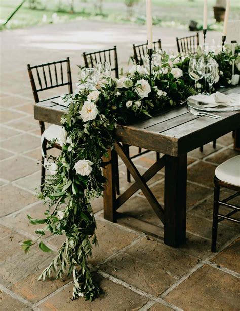 Fresh Floral Table Runners For Every Wedding Style