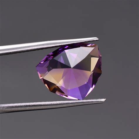 Spectacular Bi Color Ametrine Gemstone From Bolivia 529 Cts 13 X 11