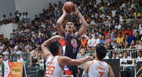 Pampanga Giant Lanterns Beat Caloocan Batang Kankaloo Game