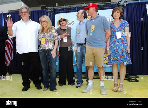 Matt Groening James L Brooks Dan Castellaneta Julie Kavner Nancy