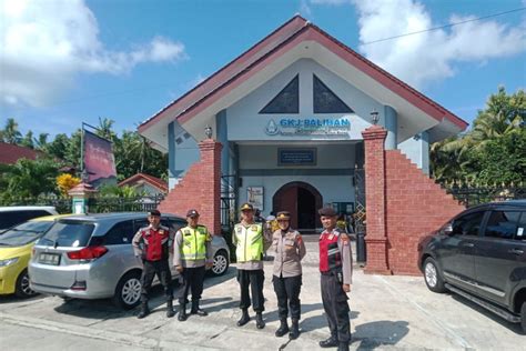 Polres Kulon Progo Tempatkan Personel Di Gereja Jaga Keamanan Paskah