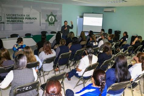 CAPACITAN A PERSONAL FEMENINO DE LA SSPM CON TALLER SOBRE LA VIOLENCIA