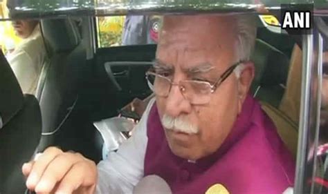 Haryana Cm Khattars Convoy Turns Around As Protesting Farmers Showed