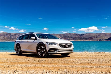 Buick Regal Wagon Tourx Pictures Gm Authority