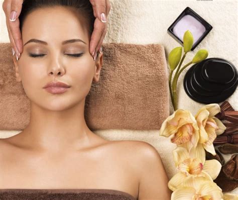 Male To Female Body Massage Spa In Noida Doorstep Service