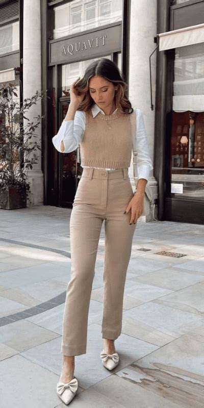Khaki Pants Outfits Men