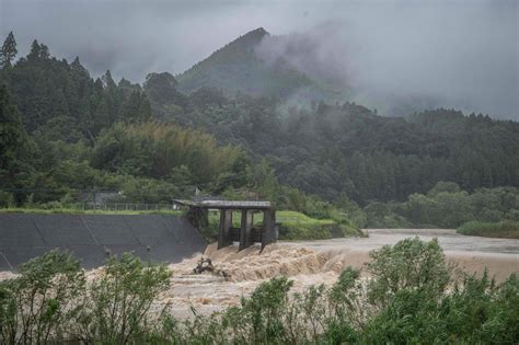 In Pics Japan S Super Typhoon Nanmadol Kills One Million To