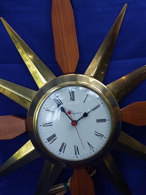 Vintage Ingraham Starburst Retro Wall Clock Etsy