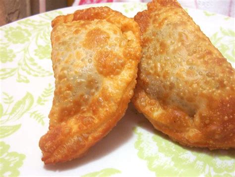 Eating Chilean Chilean Empanadas Chilean Recipes Boricua Recipes