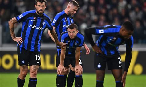 Diffidati Spezia Inter Un Nerazzurro A Rischio Squalifica Per La Juve