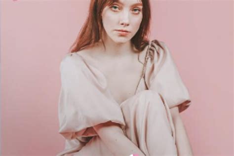 Hot Chapters Of Reborn Through Fire Novel Read Online Dreame